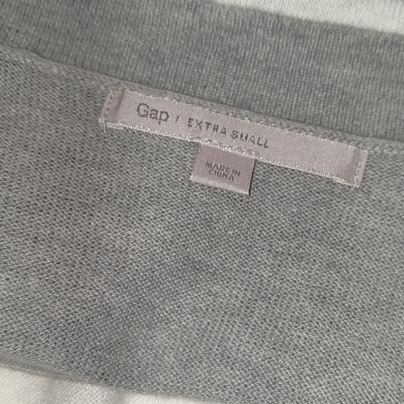 GAP Grey and White Striped Cardigan - Picture 3 of 3